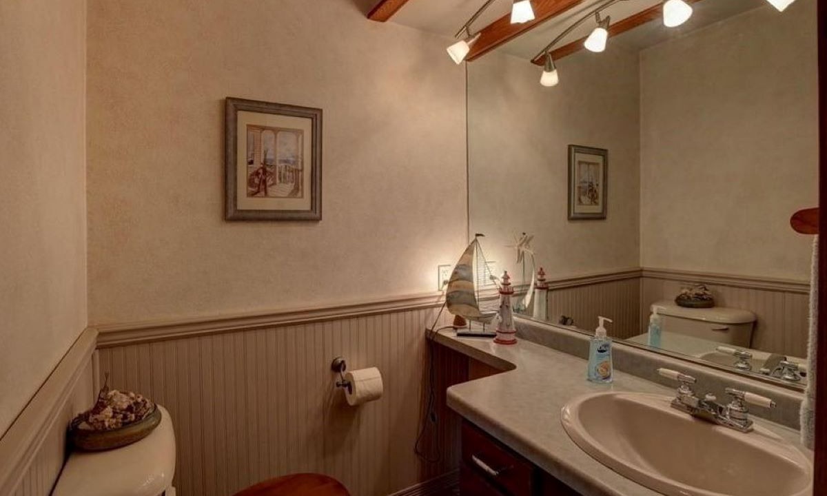 Photo of Bathroom in Rib Mountain