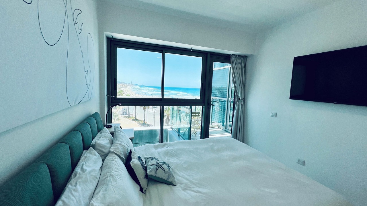 Photo of Bedroom in Herzliya Pituach