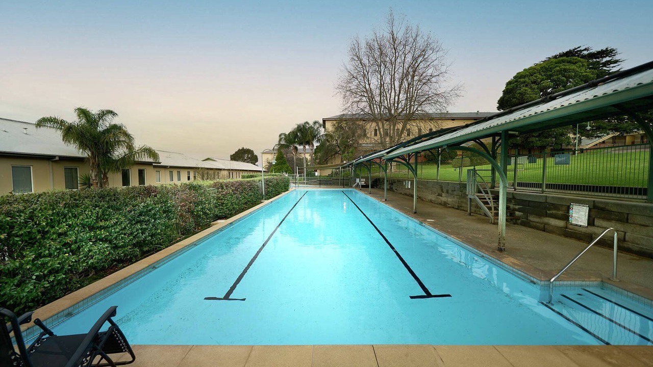 Photo of Outdoor in Kew