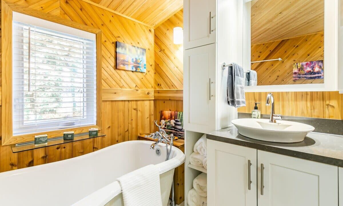 Photo of Bathroom in Eastman