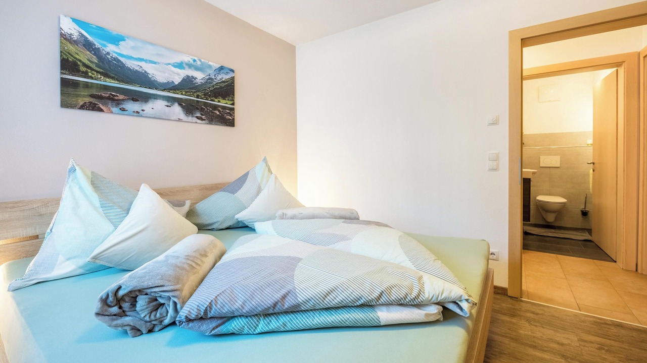 Photo of Bedroom in Fuegen