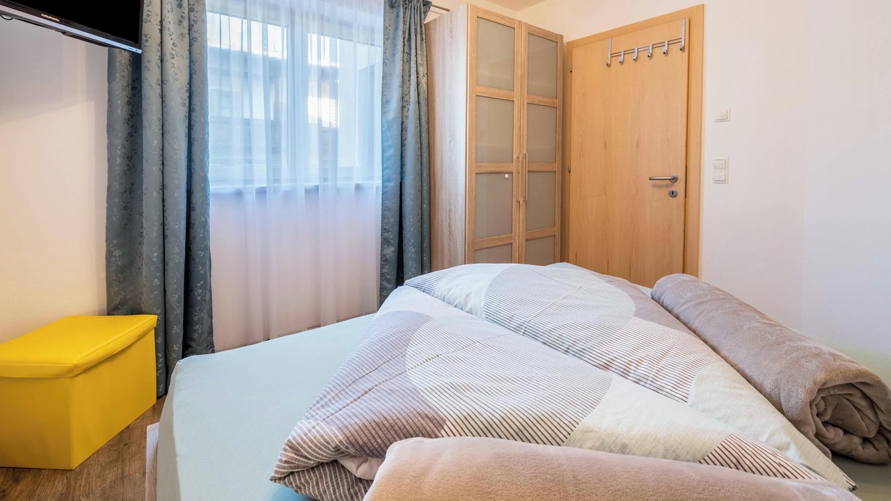 Photo of Bedroom in Fuegen