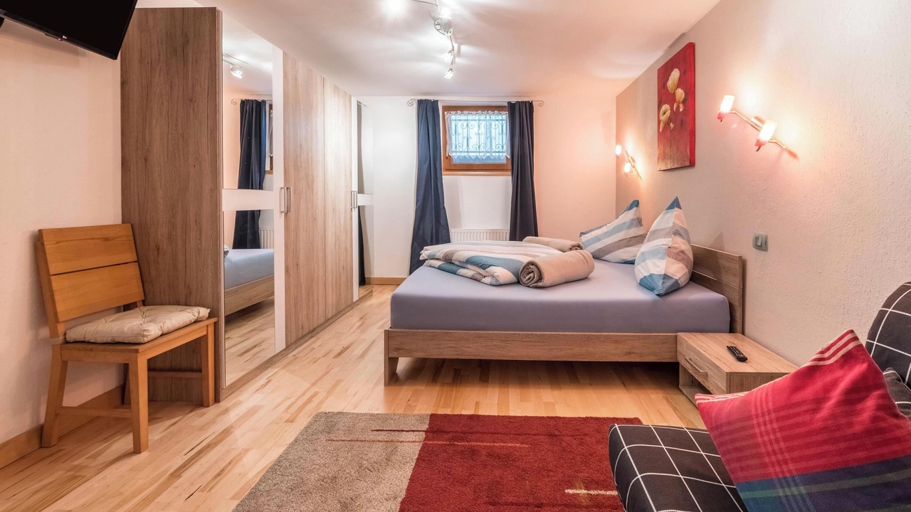 Photo of Bedroom in Fuegen