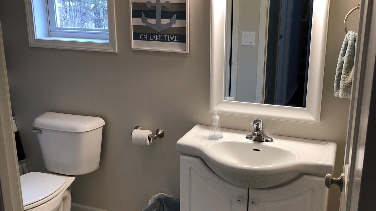 Photo of Bathroom in Onekama