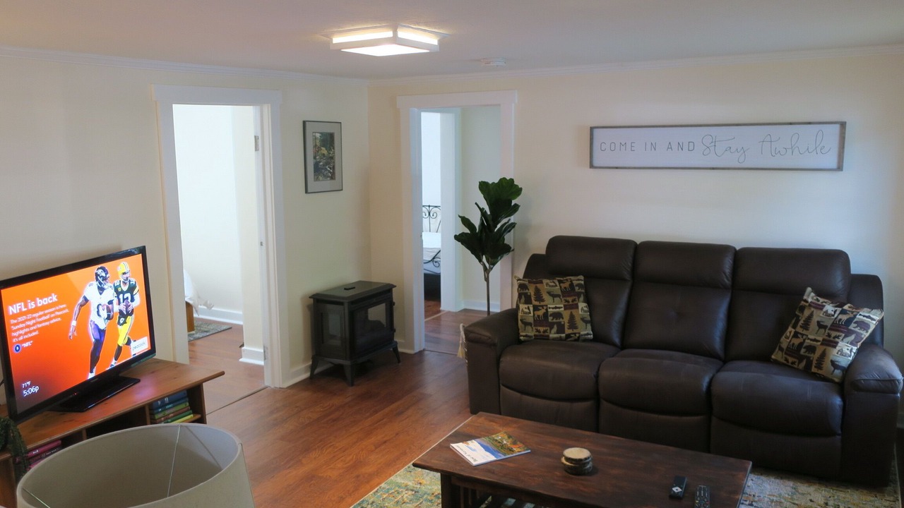 Photo of Livingroom in Mendon
