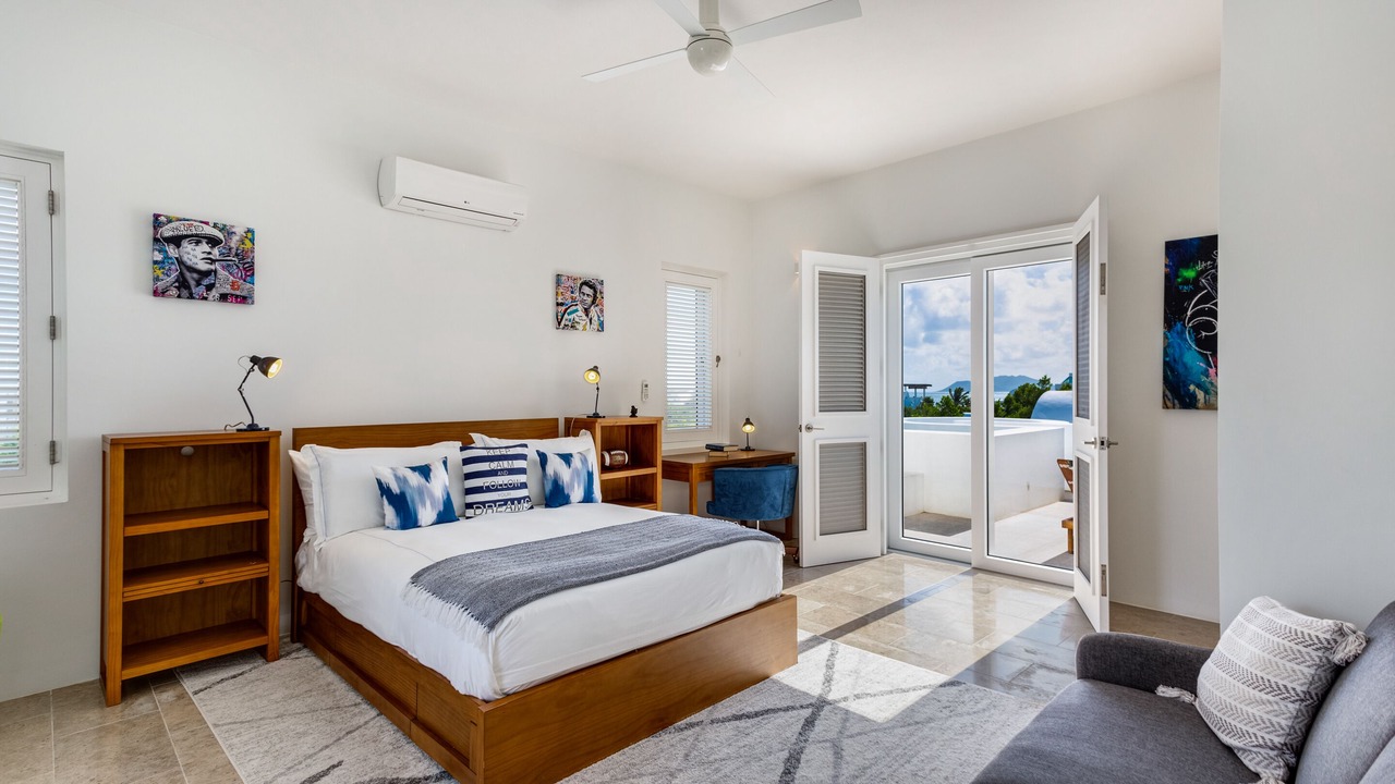 Photo of Bedroom in Rendezvous Bay