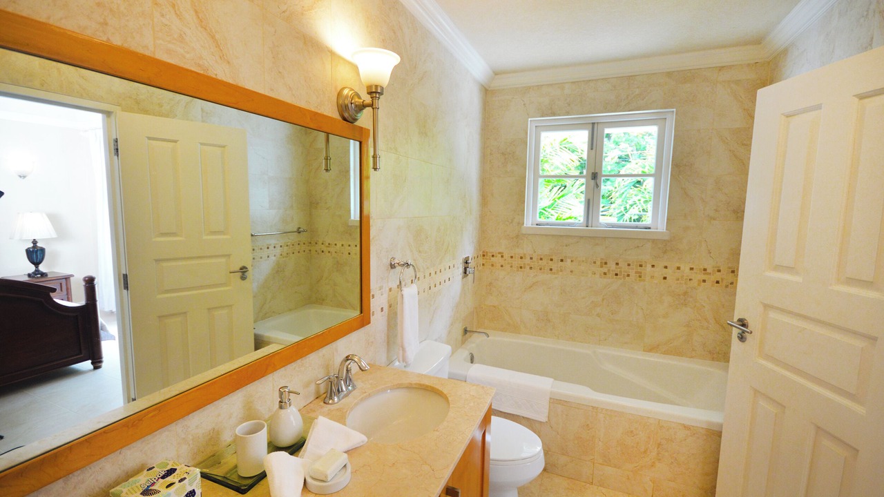 Photo of Bathroom in Halcyon Heights
