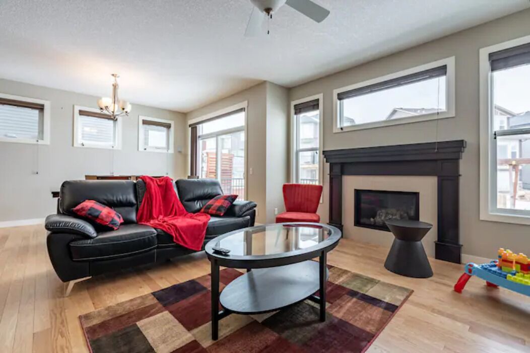 Photo of Livingroom in Northwest Calgary