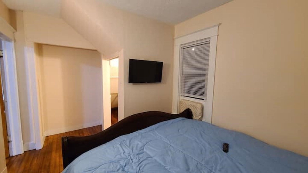Photo of Bedroom in Schenectady