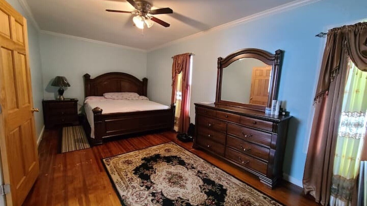 Photo of Bedroom in Schenectady