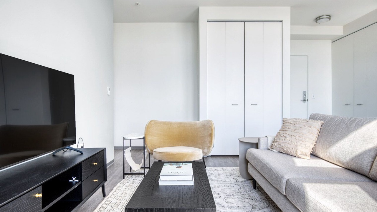 Photo of Livingroom in Logan Square
