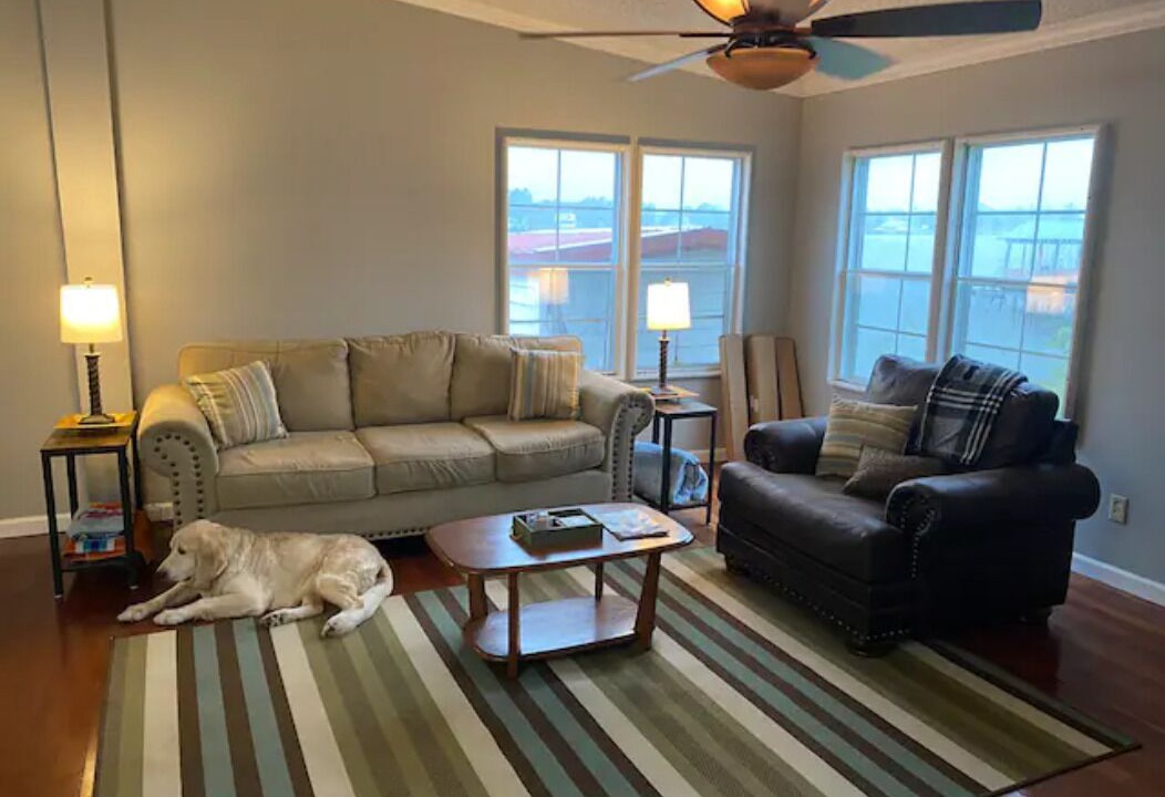 Photo of Livingroom in Jarreau