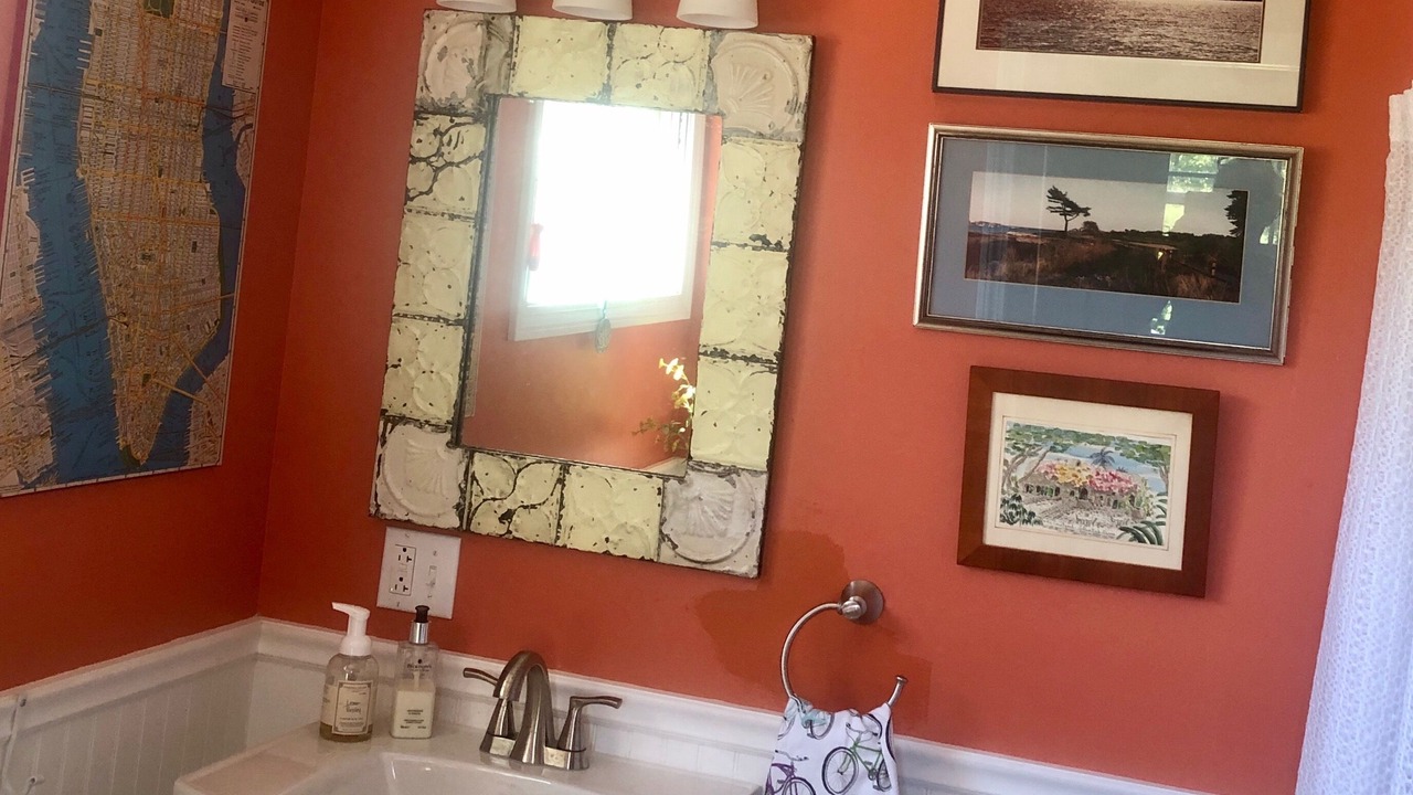 Photo of Bathroom in Old Saybrook Center