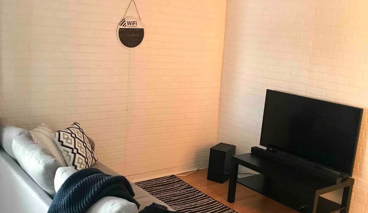 Photo of Bedroom in Longueuil