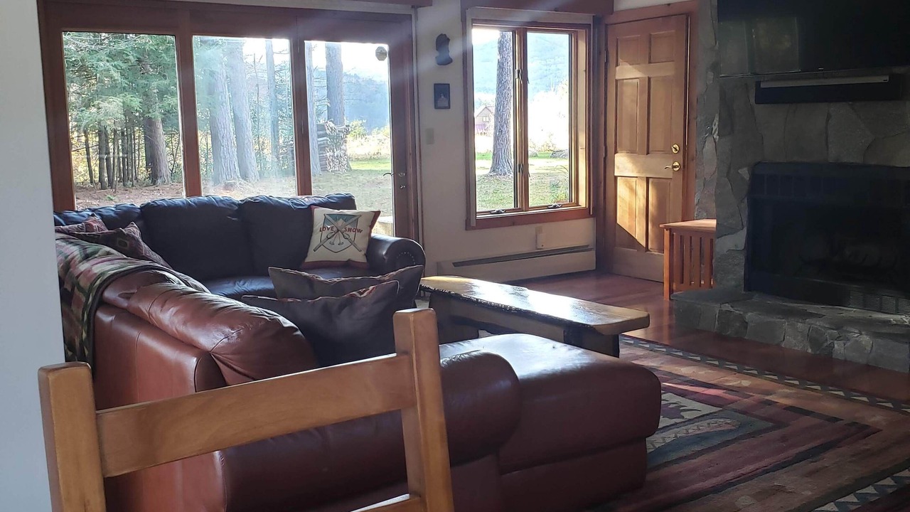 Photo of Livingroom in Ludlow