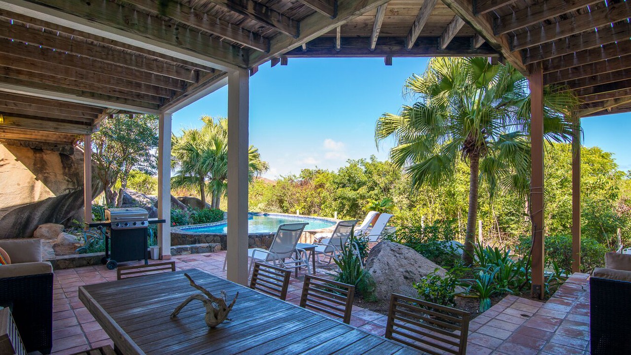 Photo of Outdoor in Little Trunk Bay
