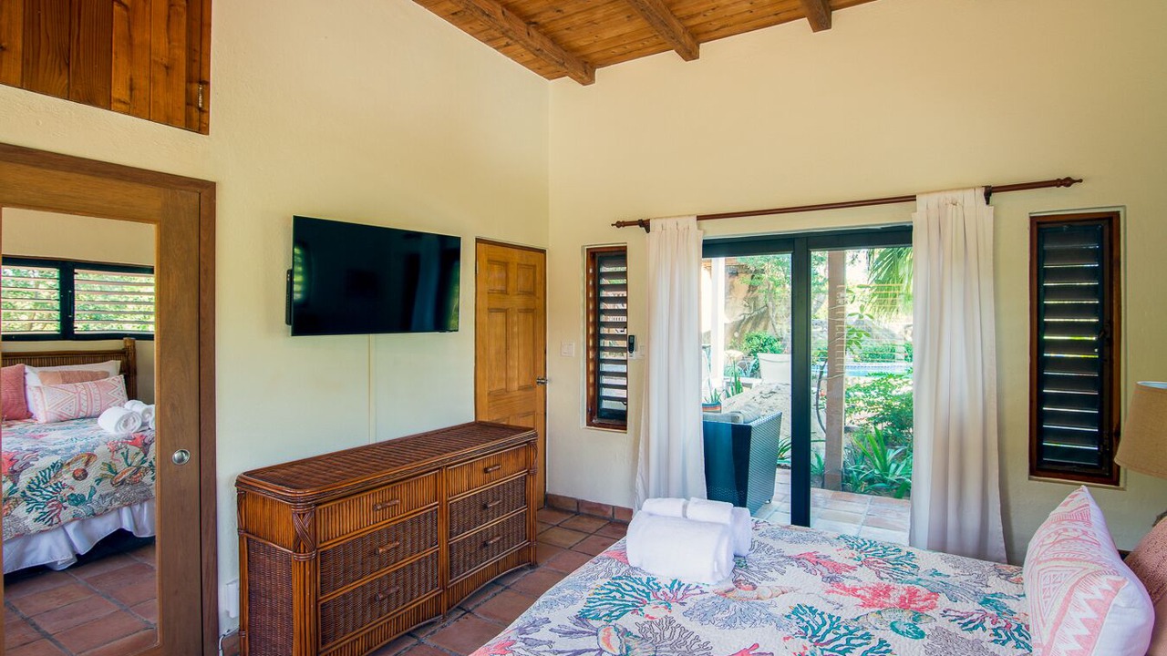 Photo of Bedroom in Little Trunk Bay