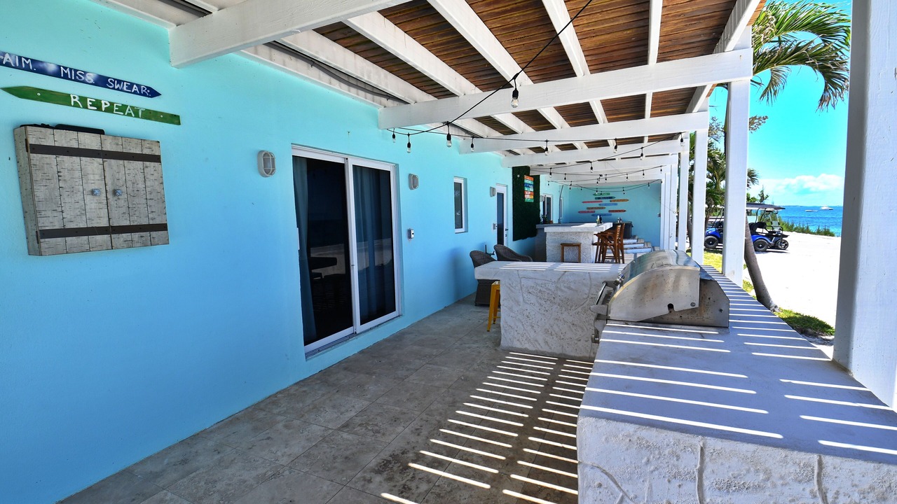 Photo of Patio Balcony in Lubbers Quarters Cay