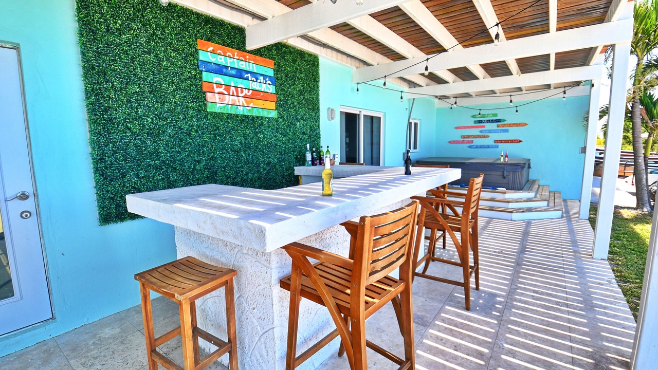 Photo of Outdoor in Lubbers Quarters Cay