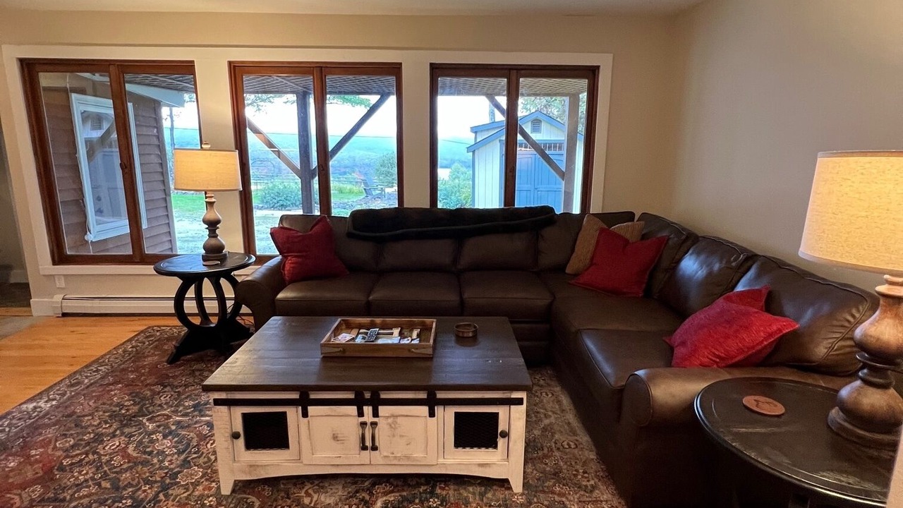 Photo of Livingroom in Chittenden