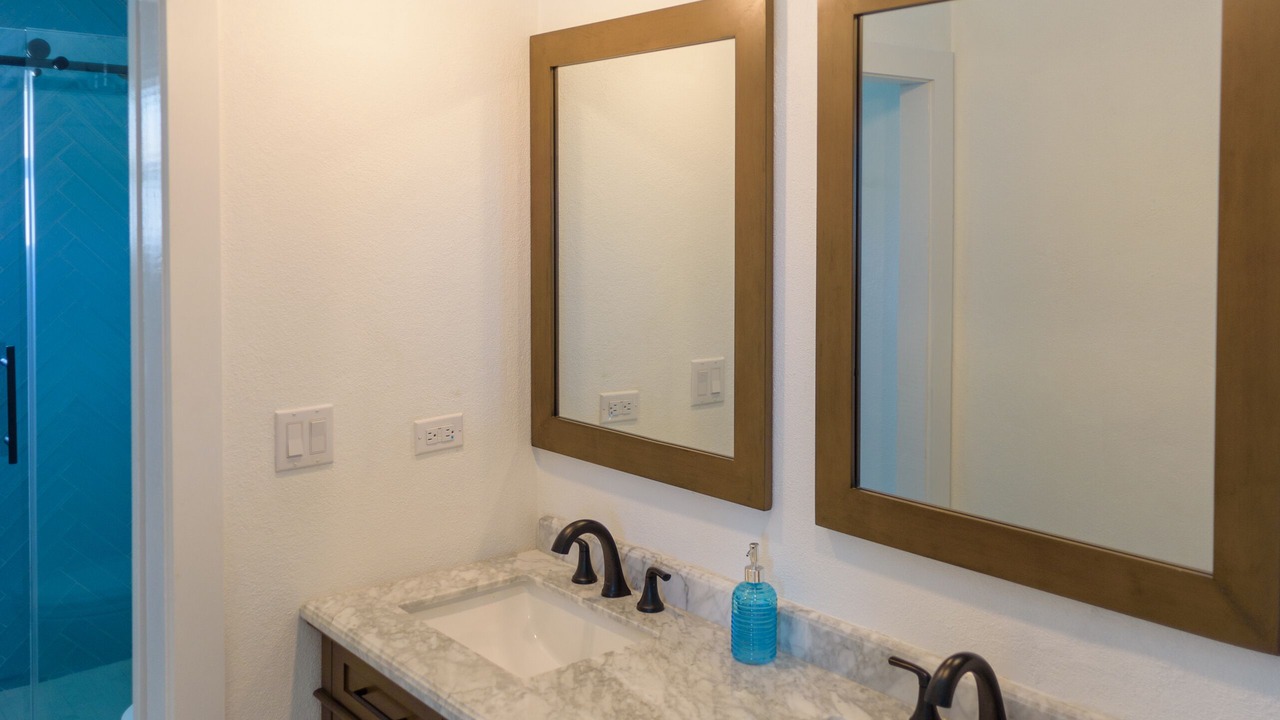 Photo of Bathroom in Old Man Bay