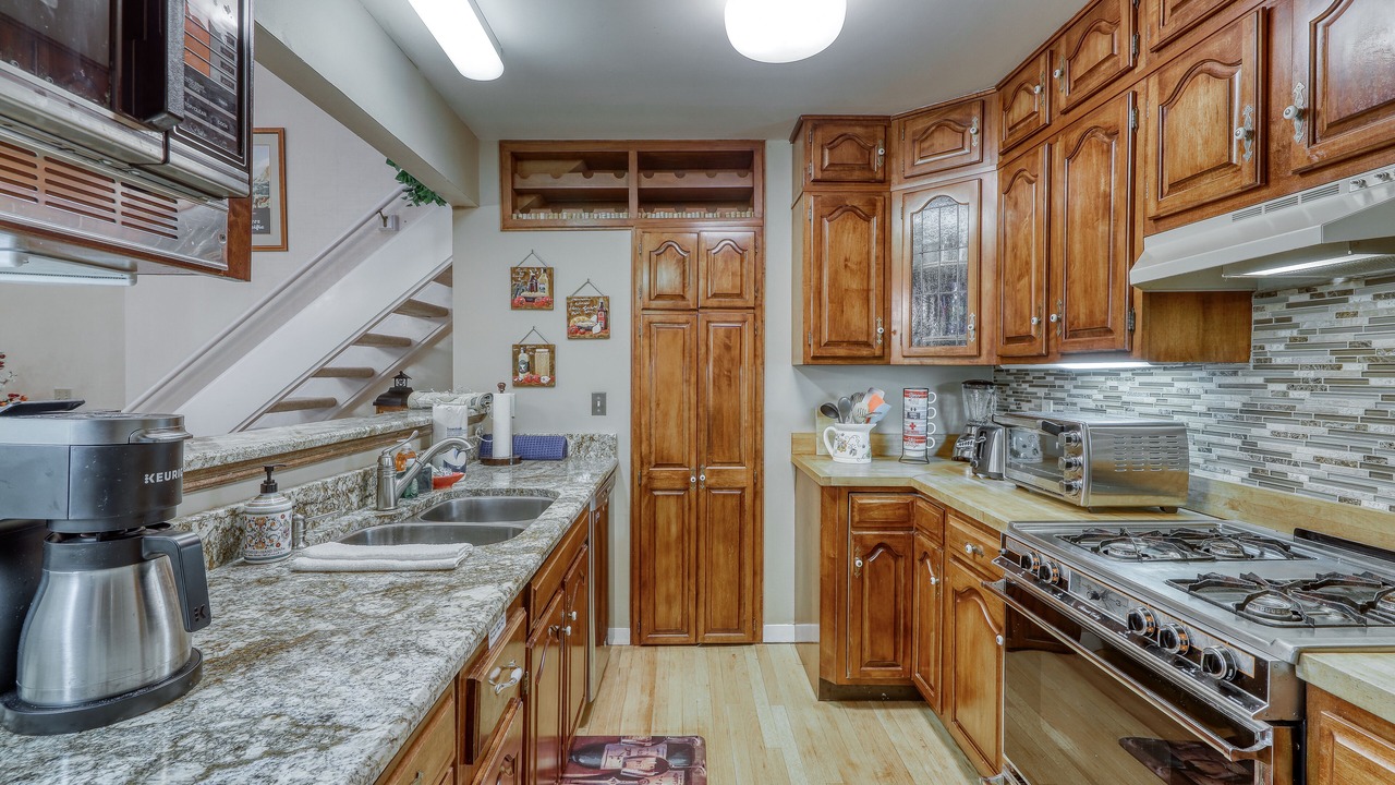 Photo of Kitchen in Warren