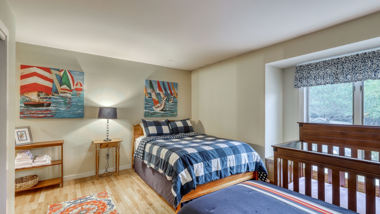 Photo of Bedroom in Warren