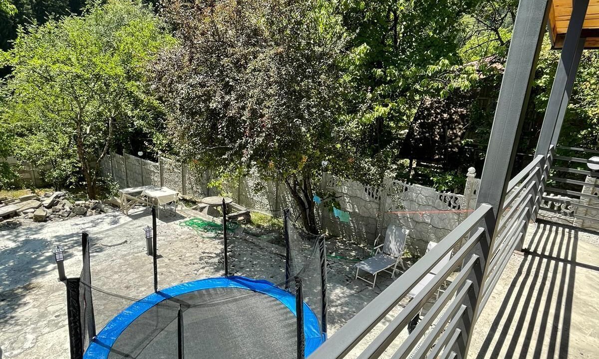 Photo of Patio Balcony in Likani