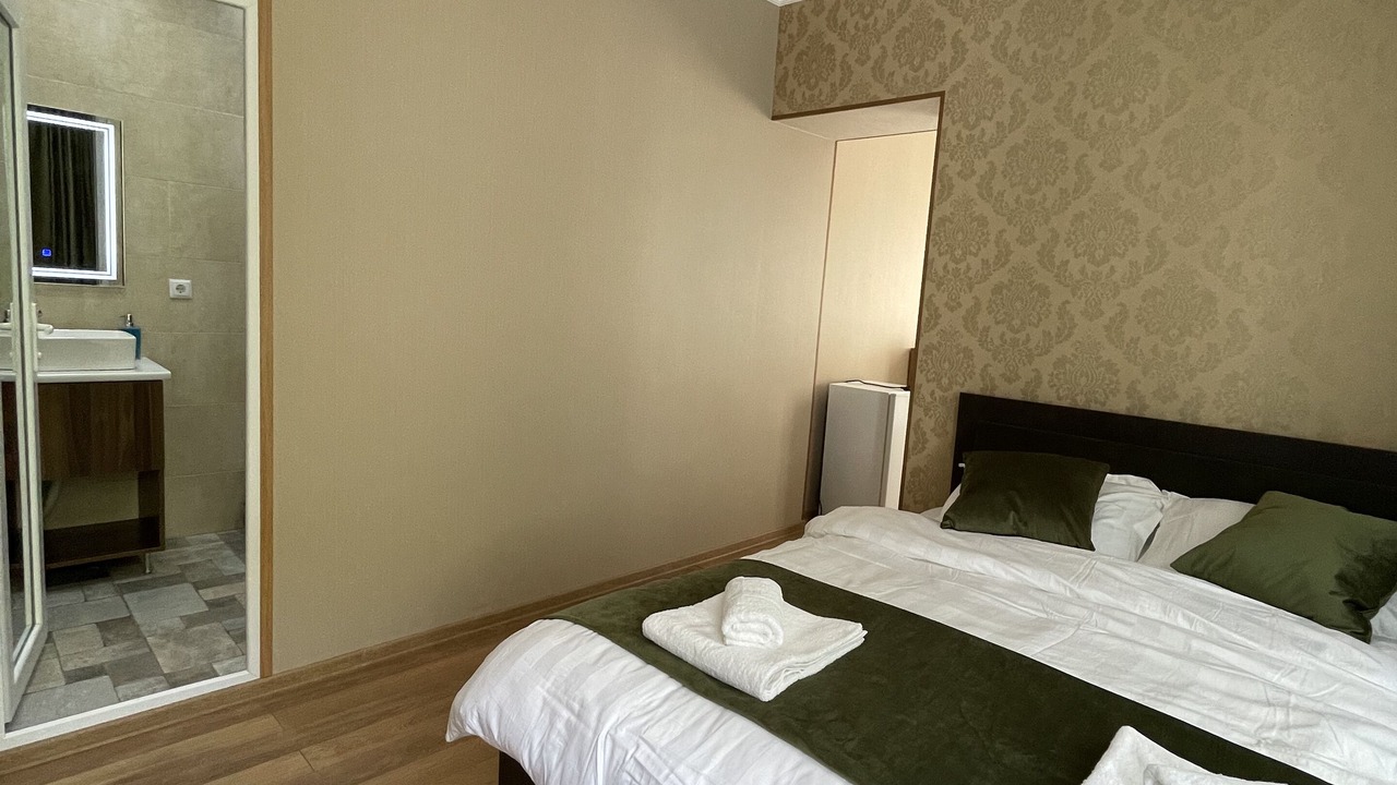 Photo of Bedroom in Likani