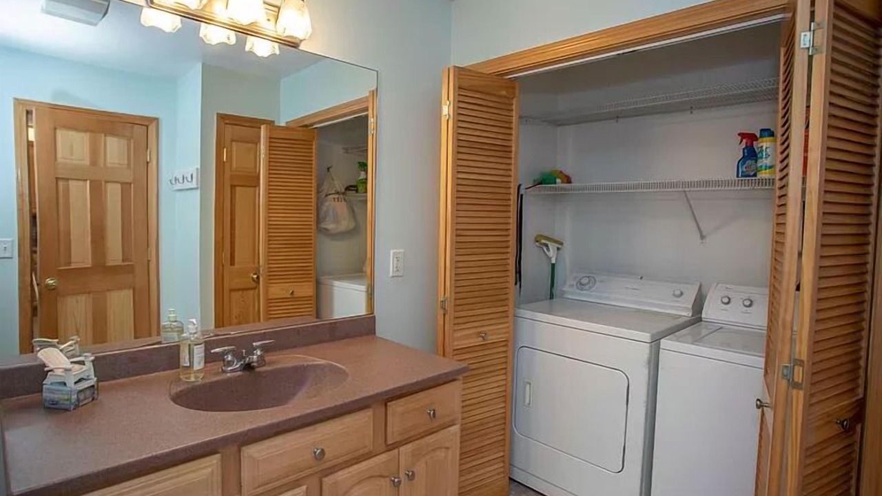 Photo of Bathroom in Westbrook Center
