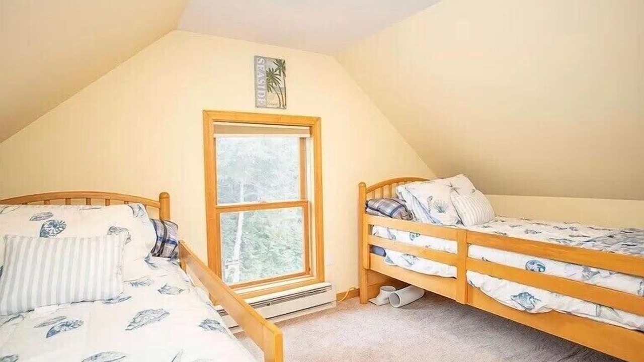 Photo of Bedroom in Westbrook Center
