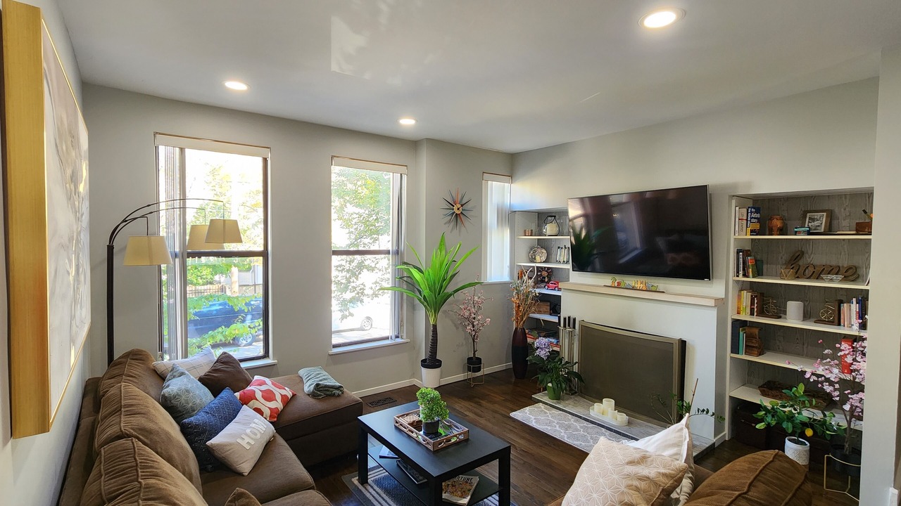 Photo of Livingroom in Ranch Triangle