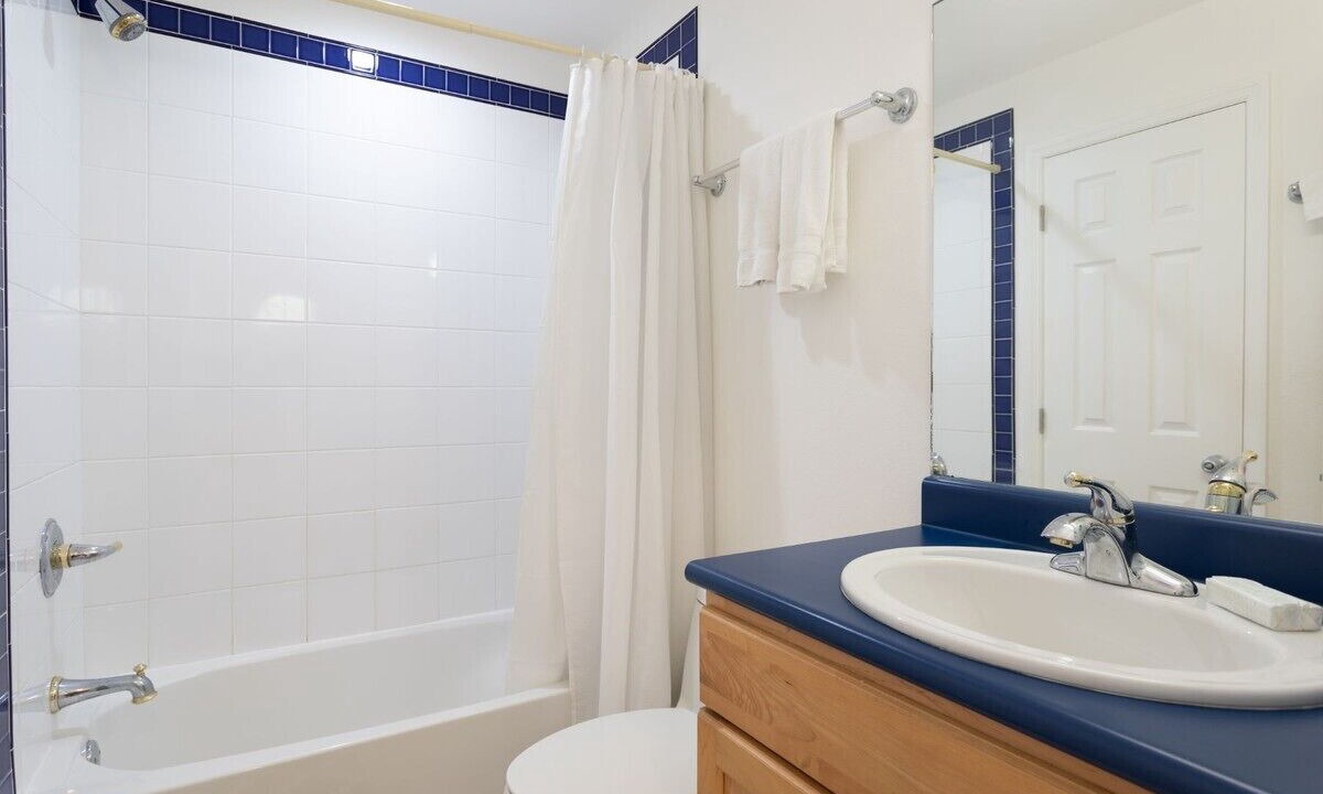 Photo of Bathroom in Colliers Bay