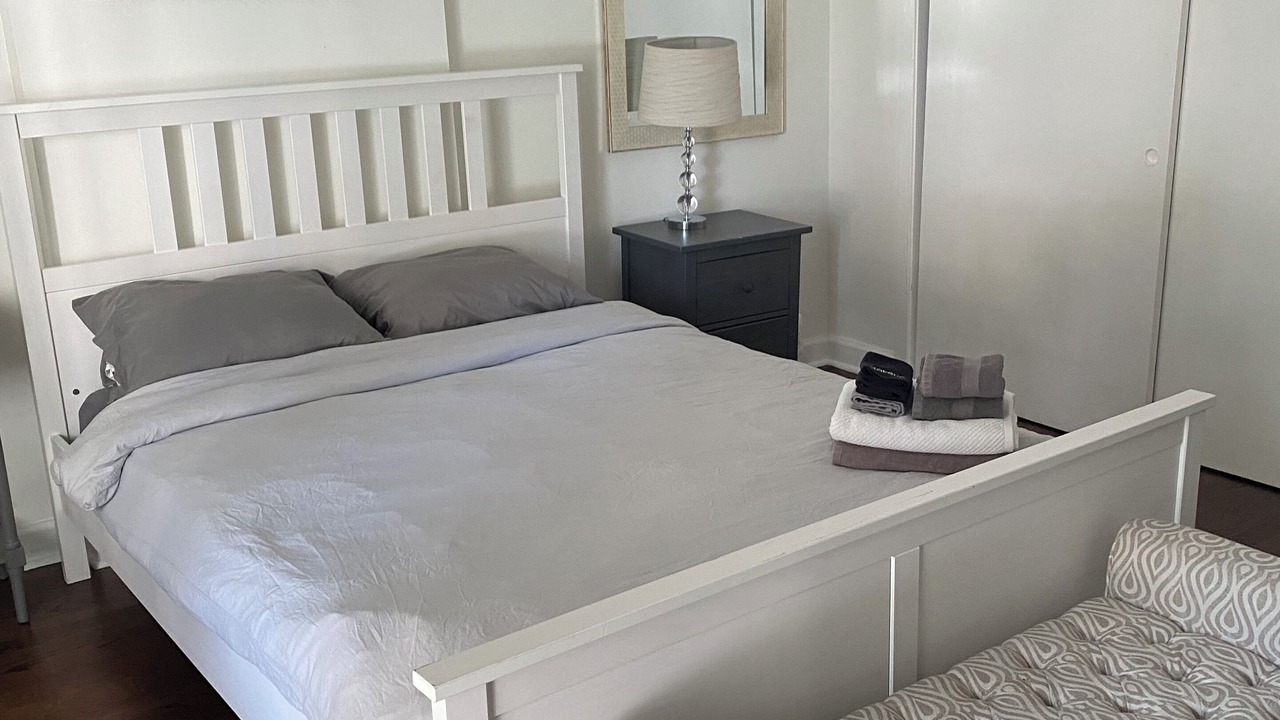 Photo of Bedroom in Lincoln Park