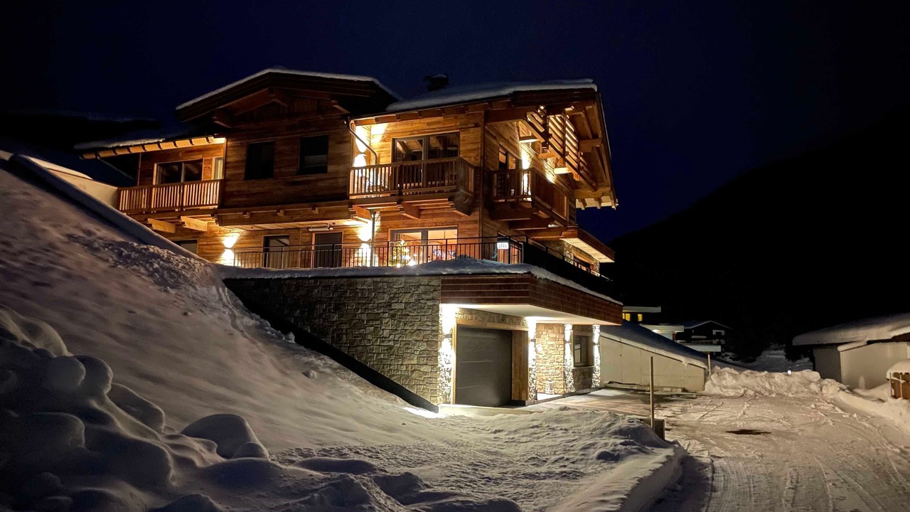 Photo of Outdoor in Juns