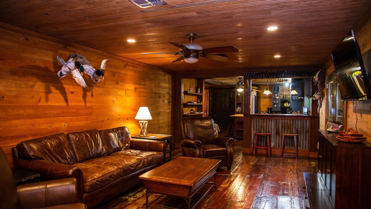 Photo of Livingroom in Creole