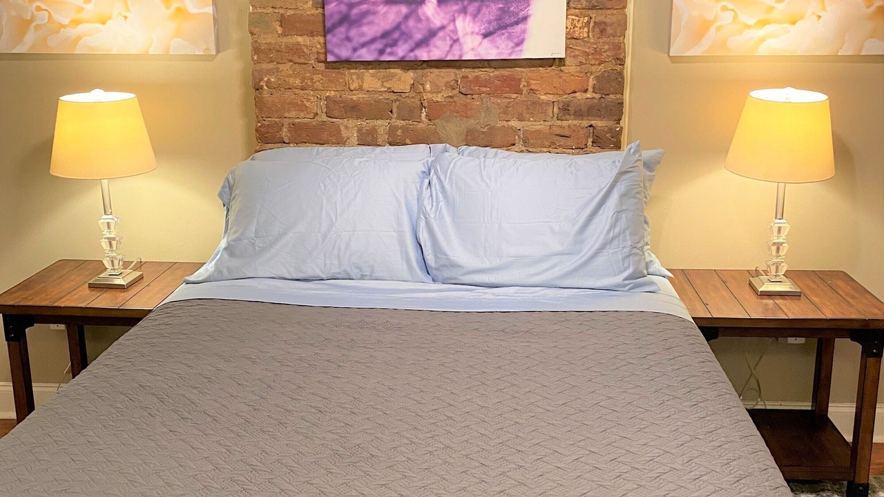 Photo of Bedroom in Mid-City