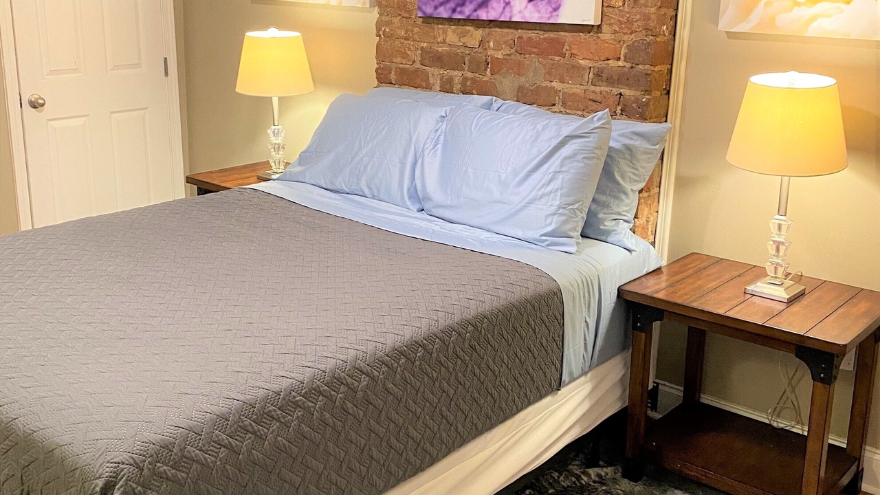 Photo of Bedroom in Mid-City