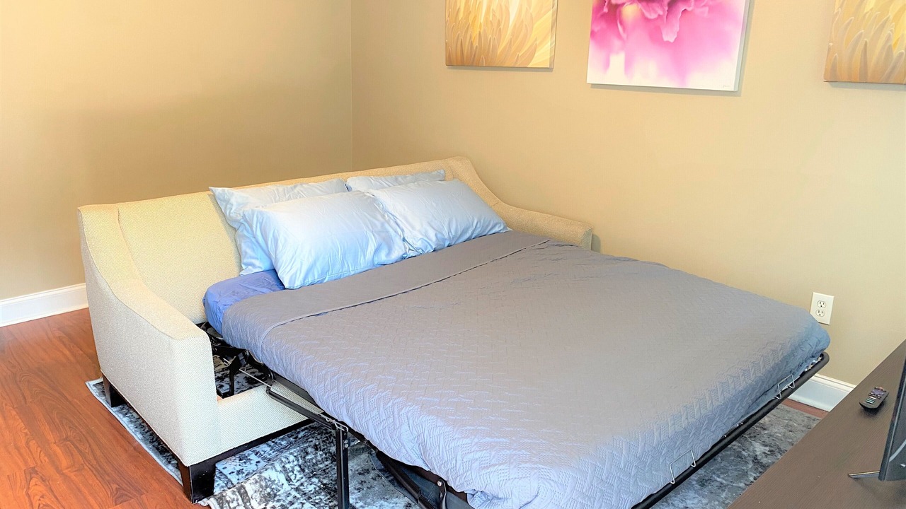 Photo of Bedroom in Mid-City