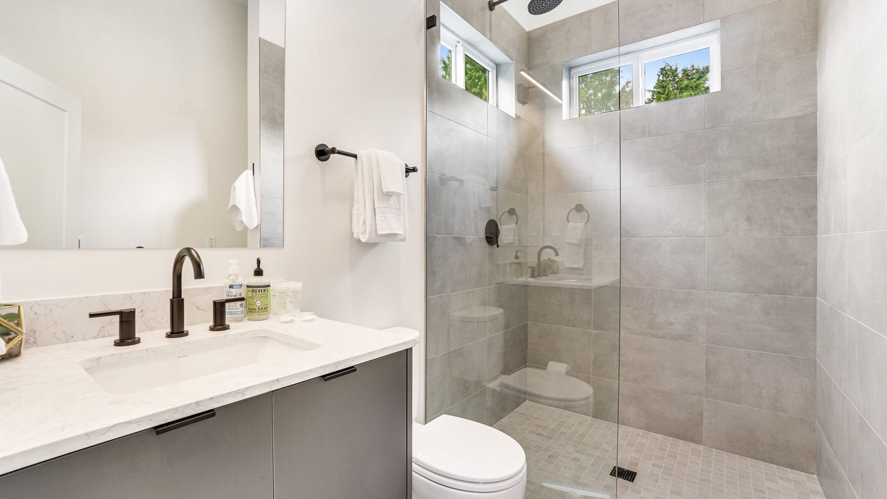 Photo of Bathroom in Seaview