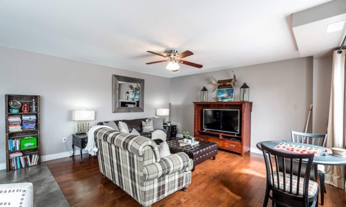 Photo of Livingroom in Perry