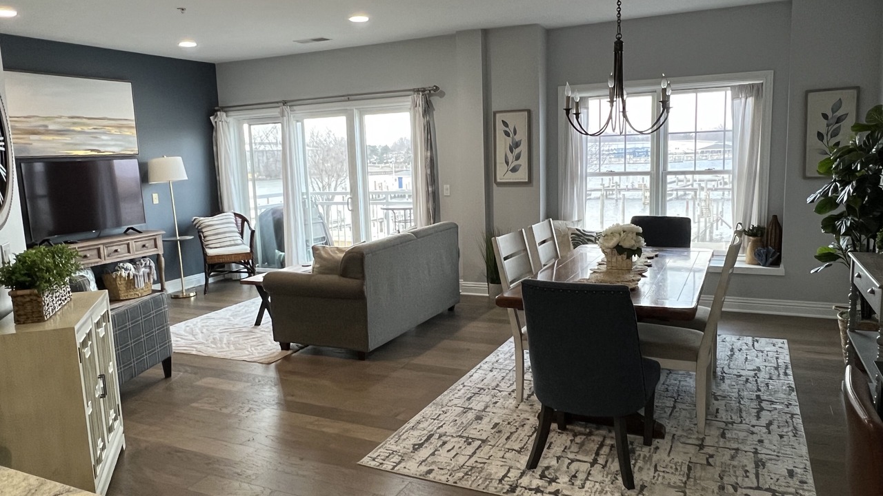 Photo of Livingroom in Spring Lake