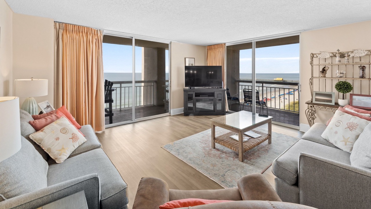 Photo of Bedroom in Arcadian Shores