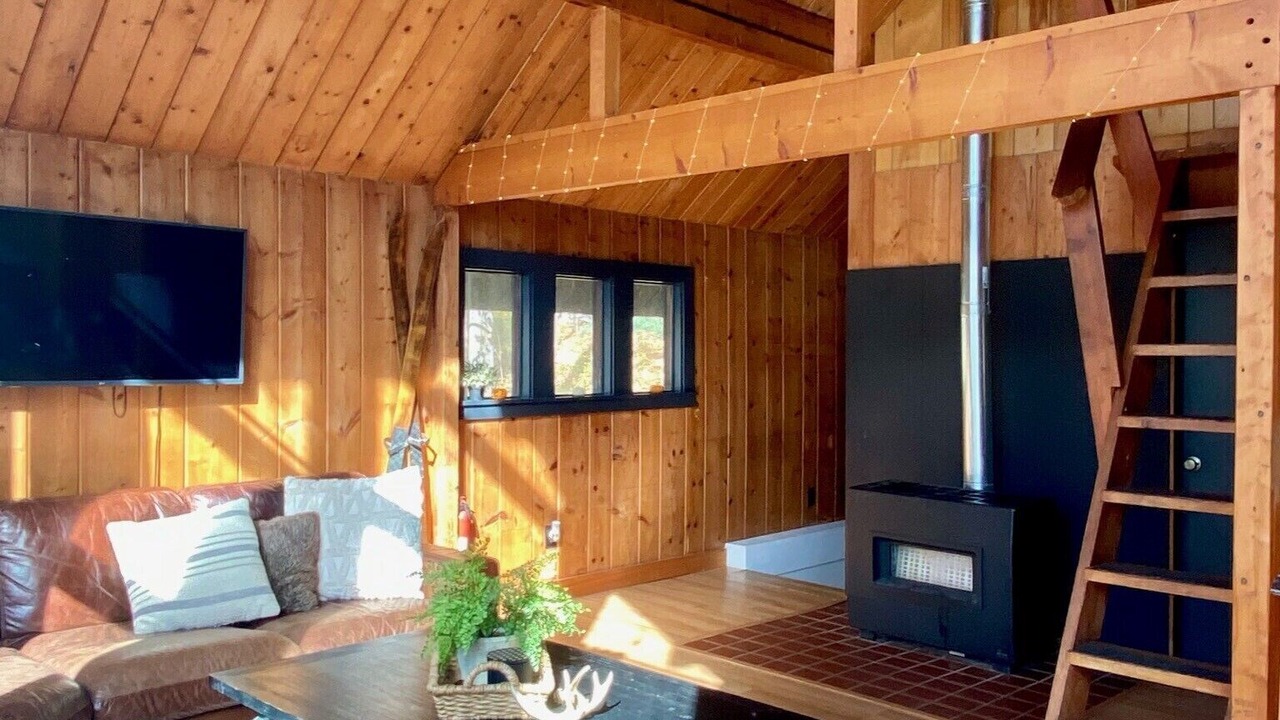 Photo of Livingroom in Plymouth