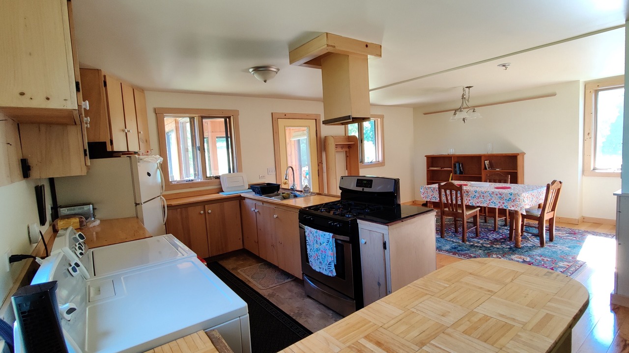 Photo of Kitchen in East Calais