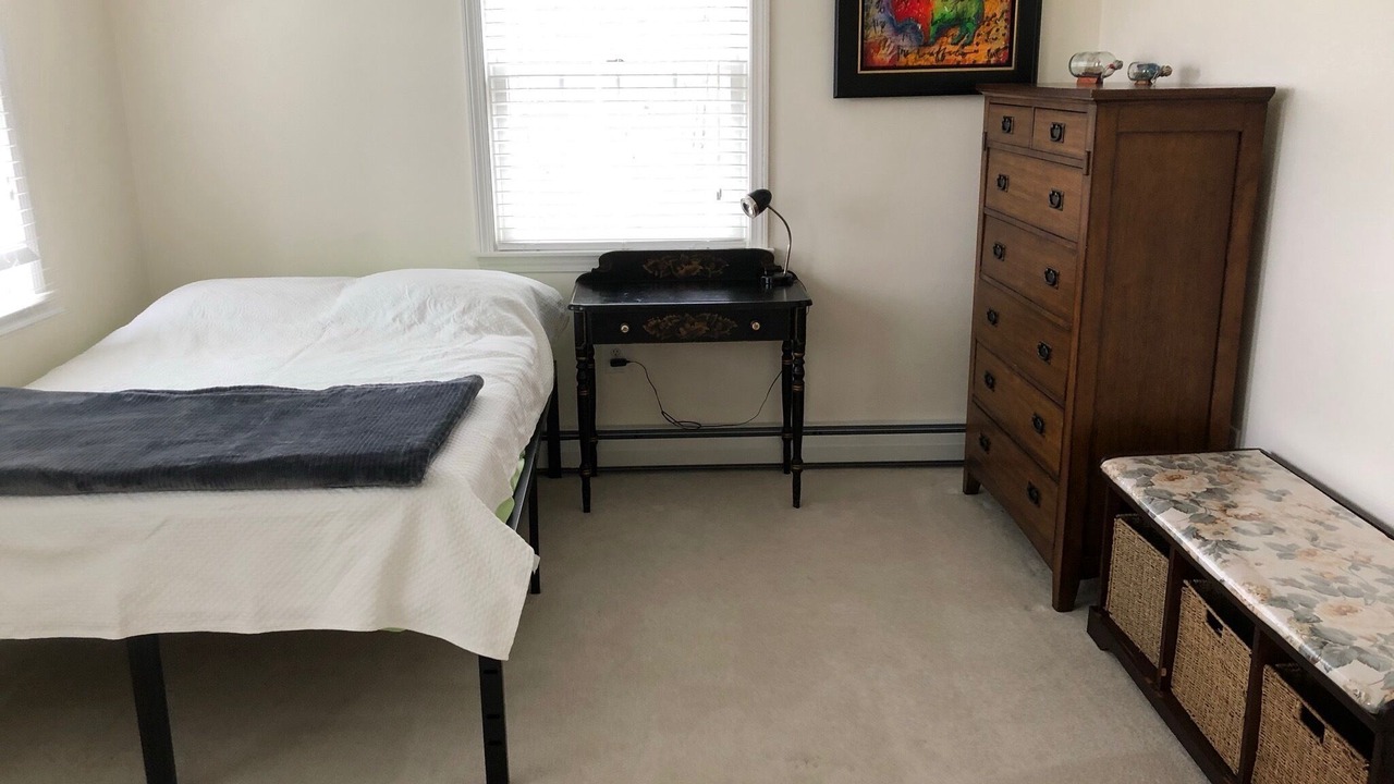 Photo of Bedroom in Clarendon