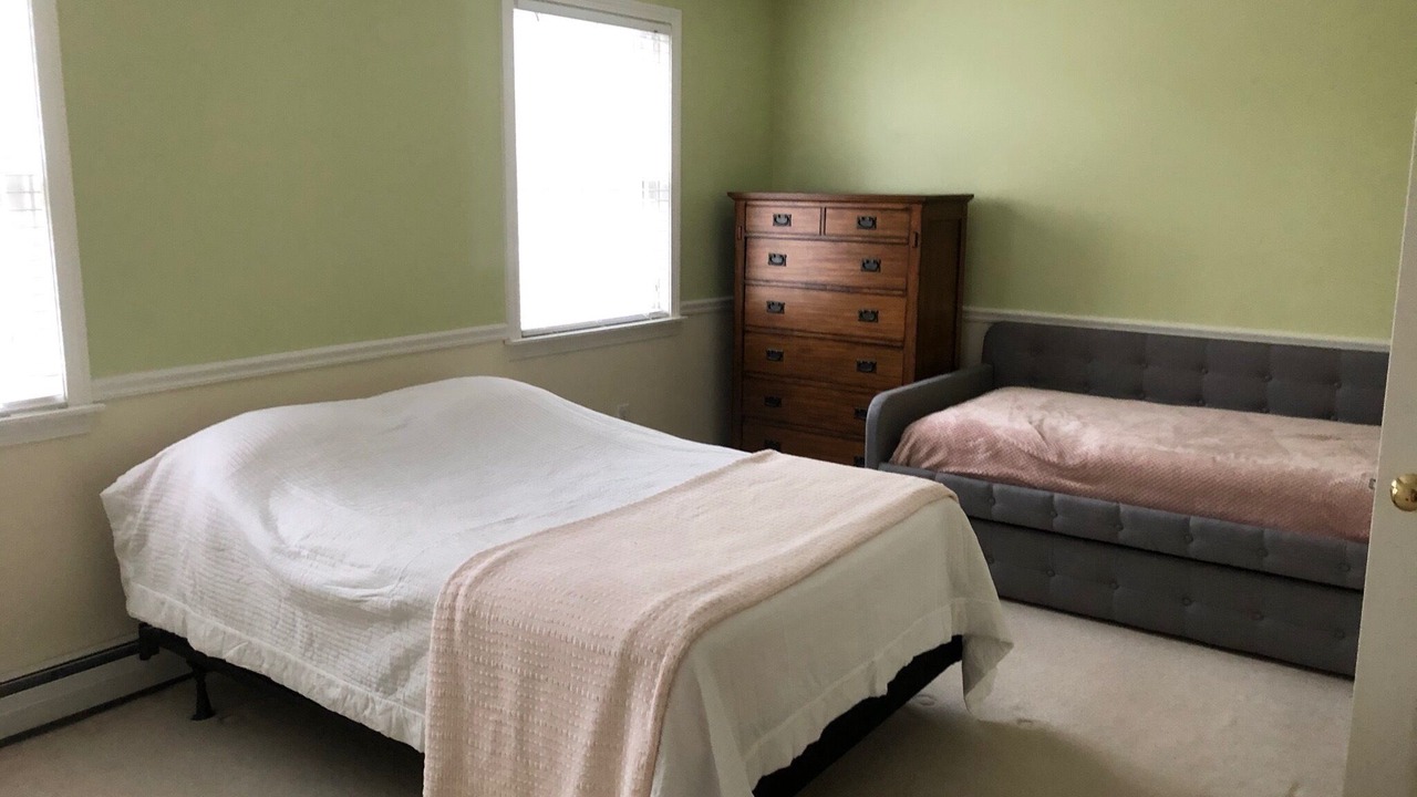 Photo of Bedroom in Clarendon