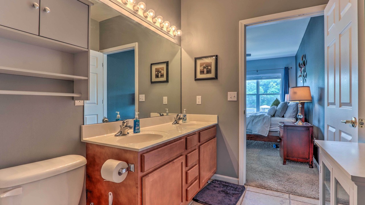 Photo of Bathroom in Camdenton