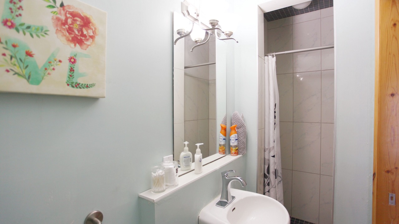 Photo of Bathroom in Harvie Heights