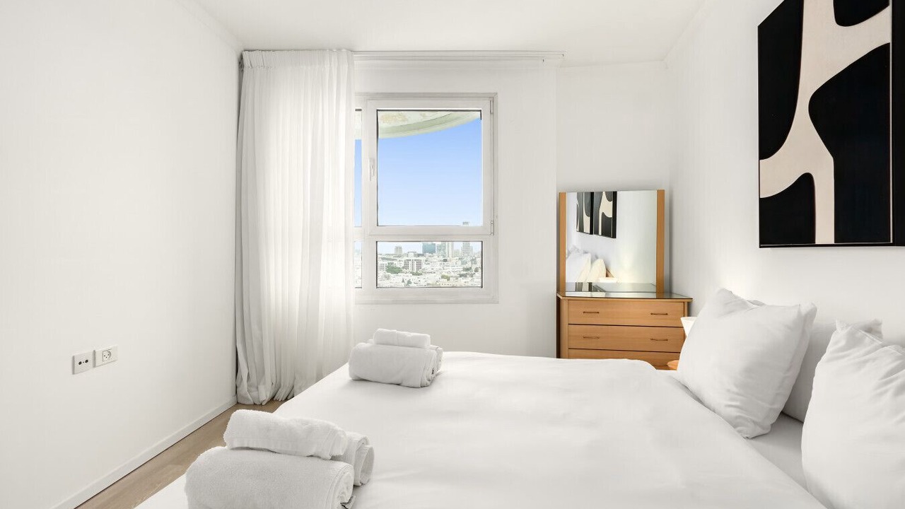 Photo of Bedroom in Tel Aviv Promenade